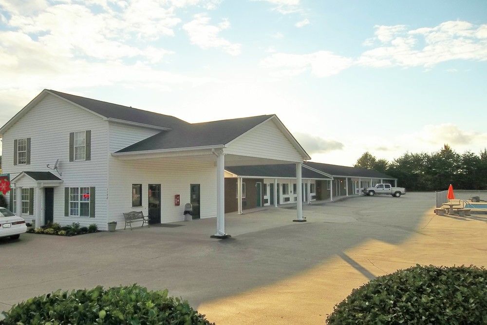 Douglas Inn & Suites, Blue Ridge, Ga Eksteriør bilde