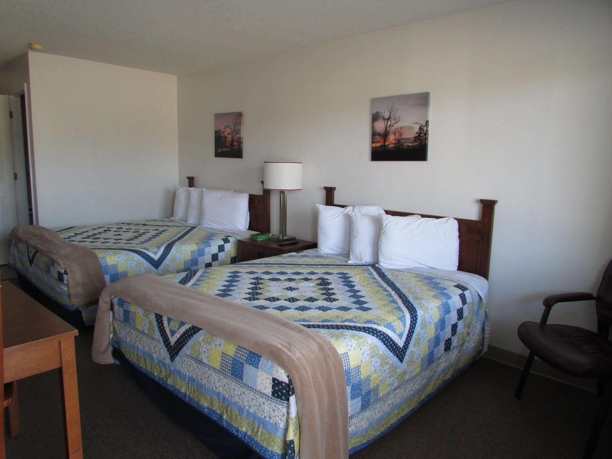 Douglas Inn & Suites, Blue Ridge, Ga Eksteriør bilde
