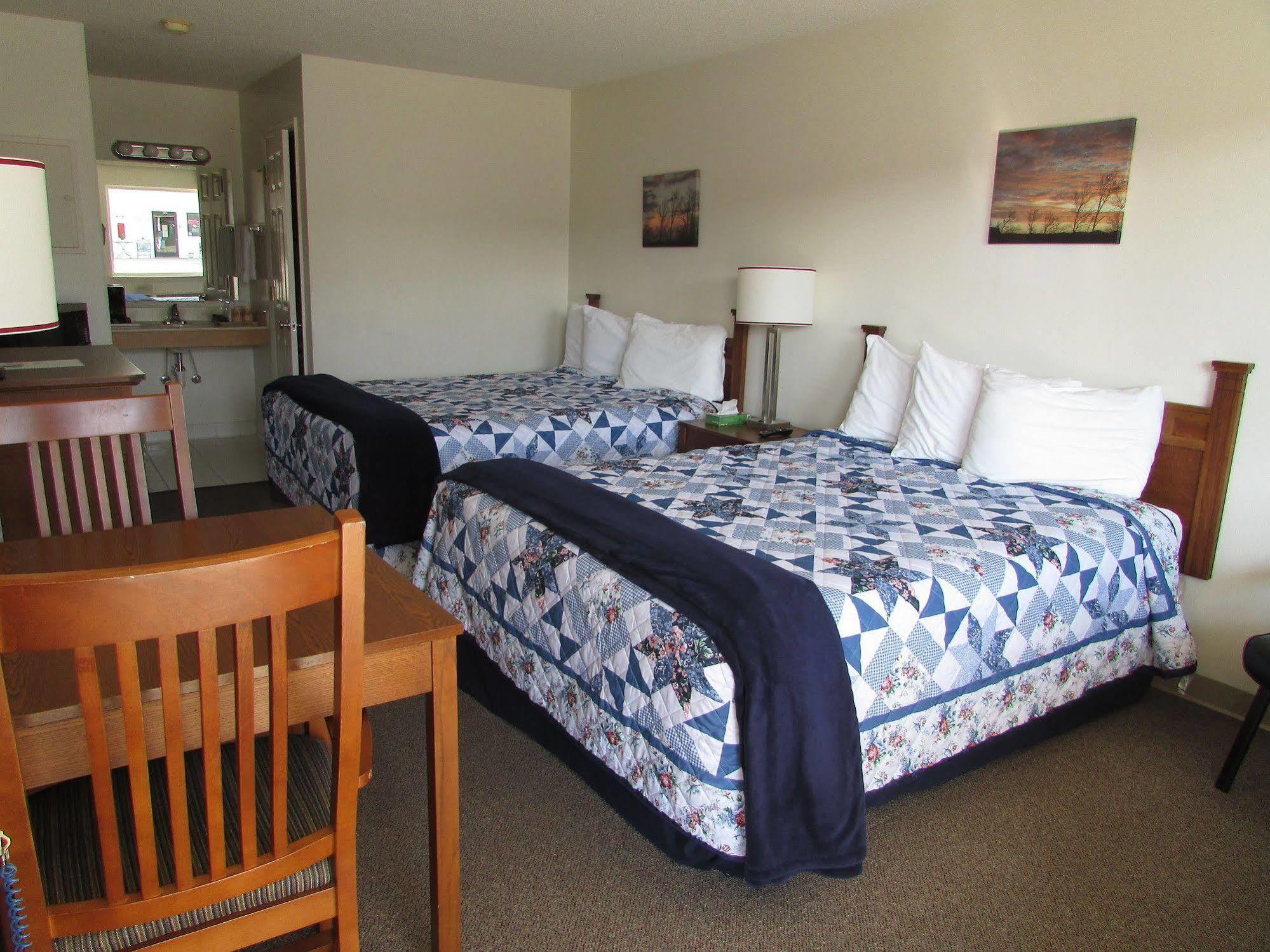 Douglas Inn & Suites, Blue Ridge, Ga Eksteriør bilde