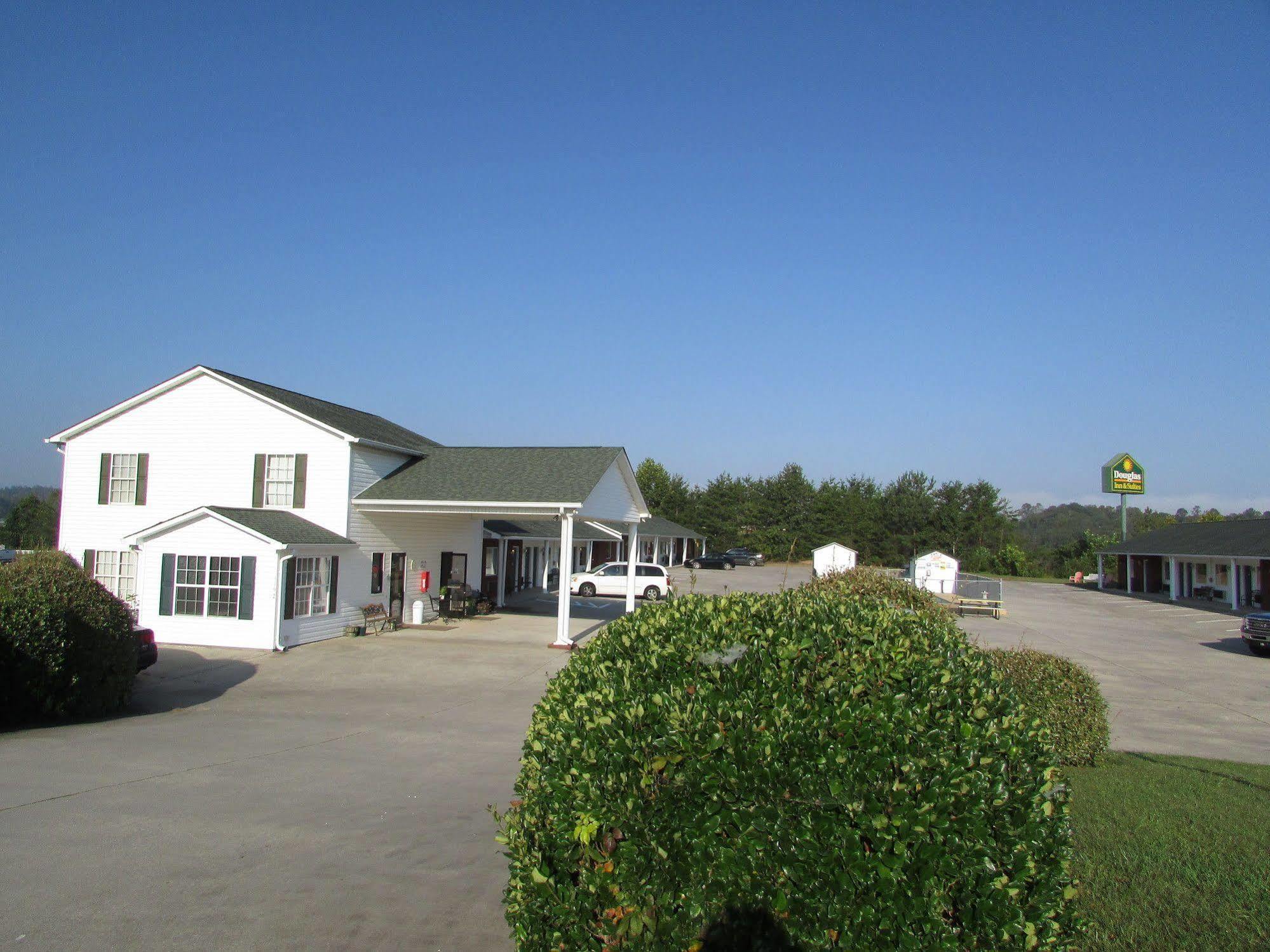 Douglas Inn & Suites, Blue Ridge, Ga Eksteriør bilde
